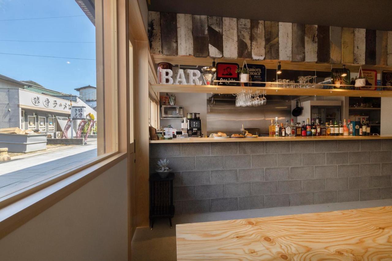 Coliving & Cafe Sando Imabari Railway Station Exterior foto